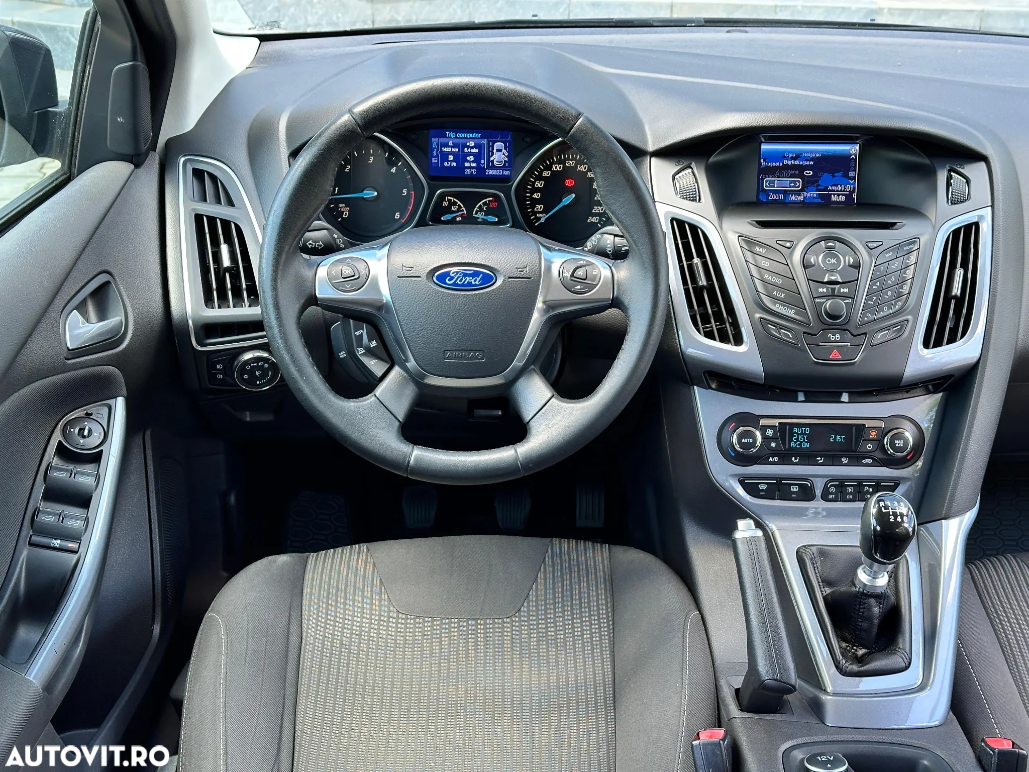 Ford Focus 1.6 TDCi ECOnetic 88g Start-Stopp-System Titanium - 6