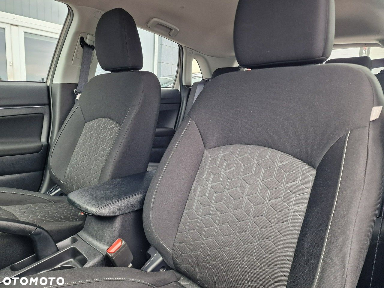 Mitsubishi ASX 2.0 2WD Intro Edition+ - 21