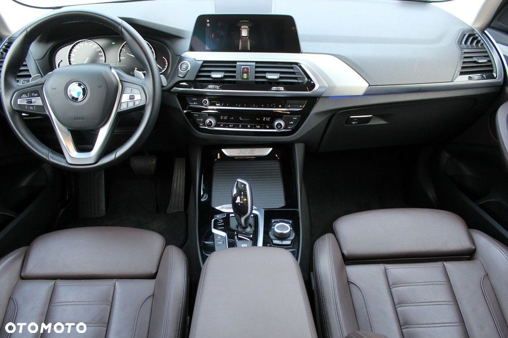BMW X3 xDrive20i xLine - 11
