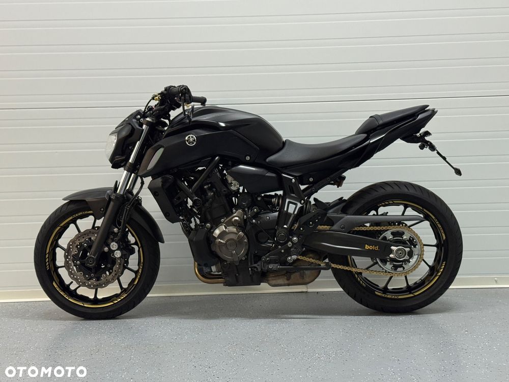 Yamaha MT - 11