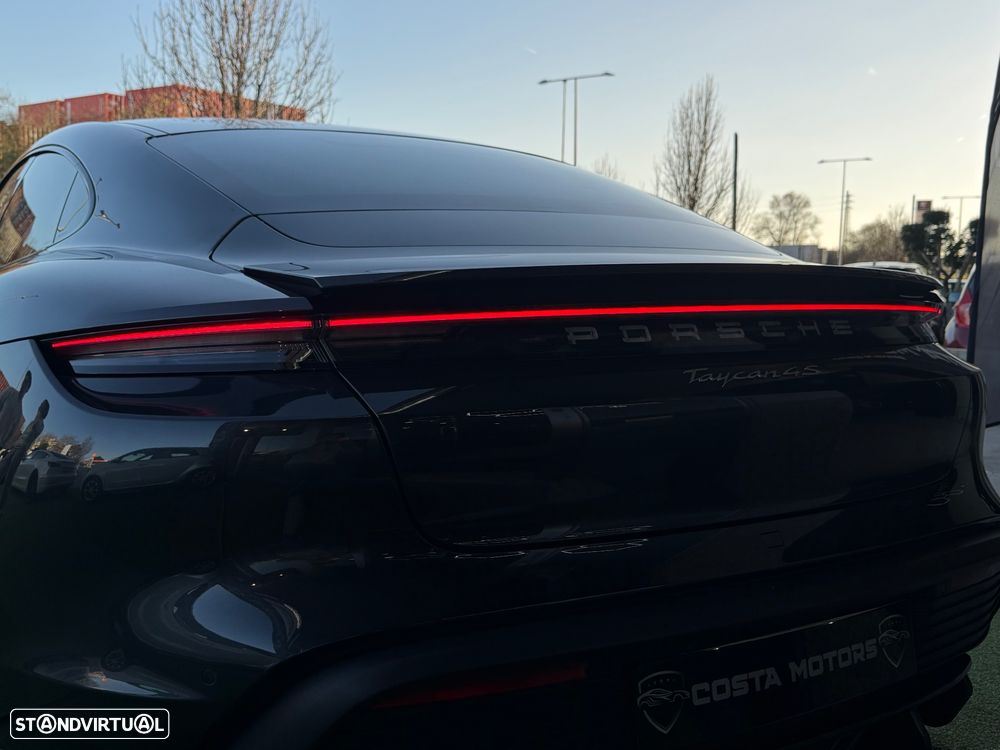 Porsche Taycan 4S Bateria Performance Plus - 22