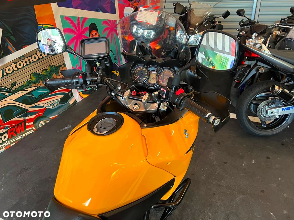 Suzuki DL - 7