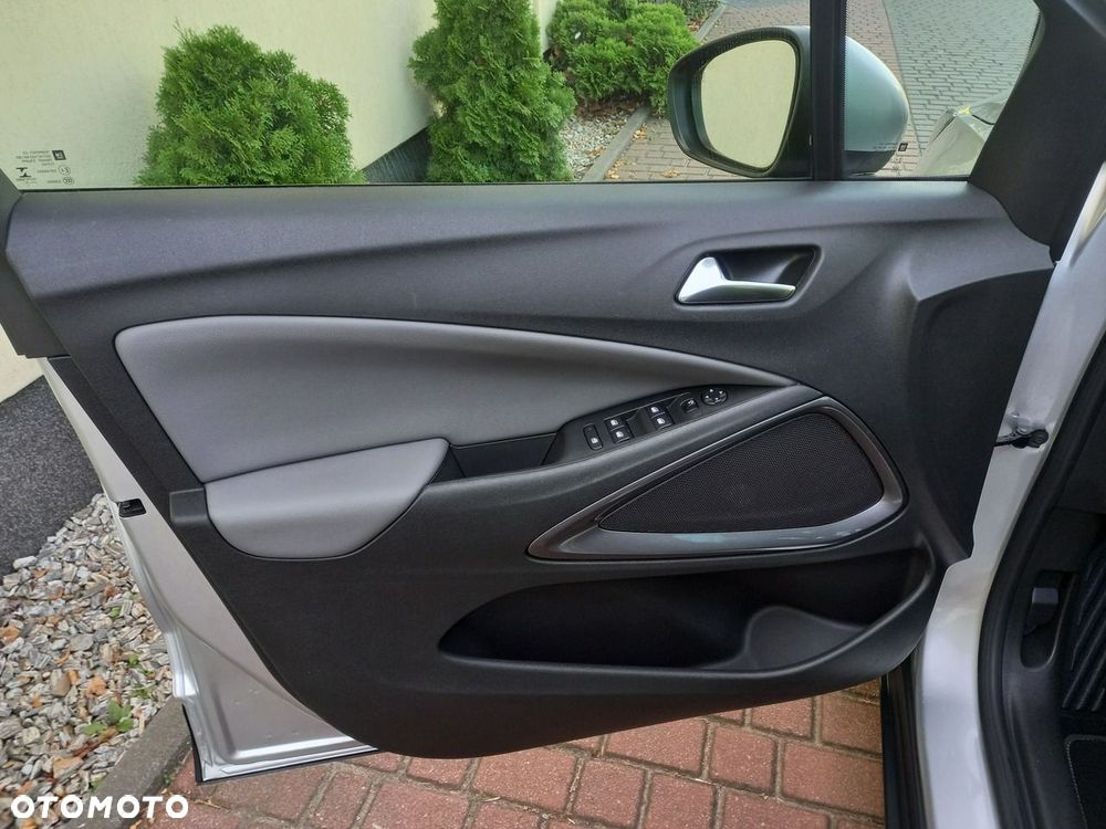 Opel Crossland X 1.2 Limited Edition - 28