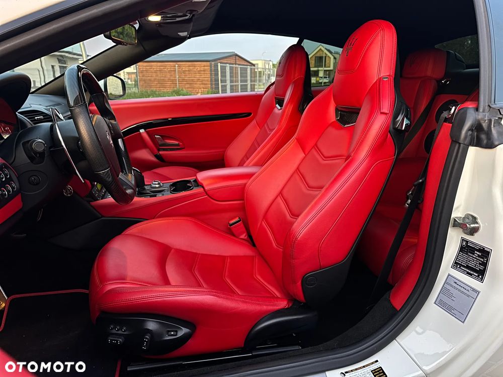 Maserati GranTurismo S - 9