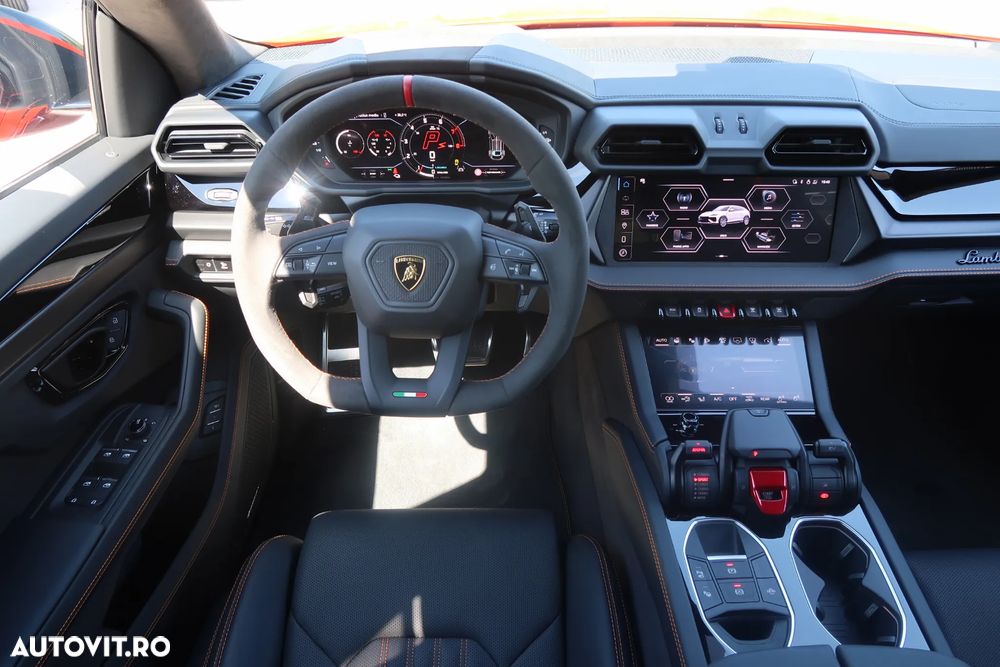 Lamborghini URUS - 16