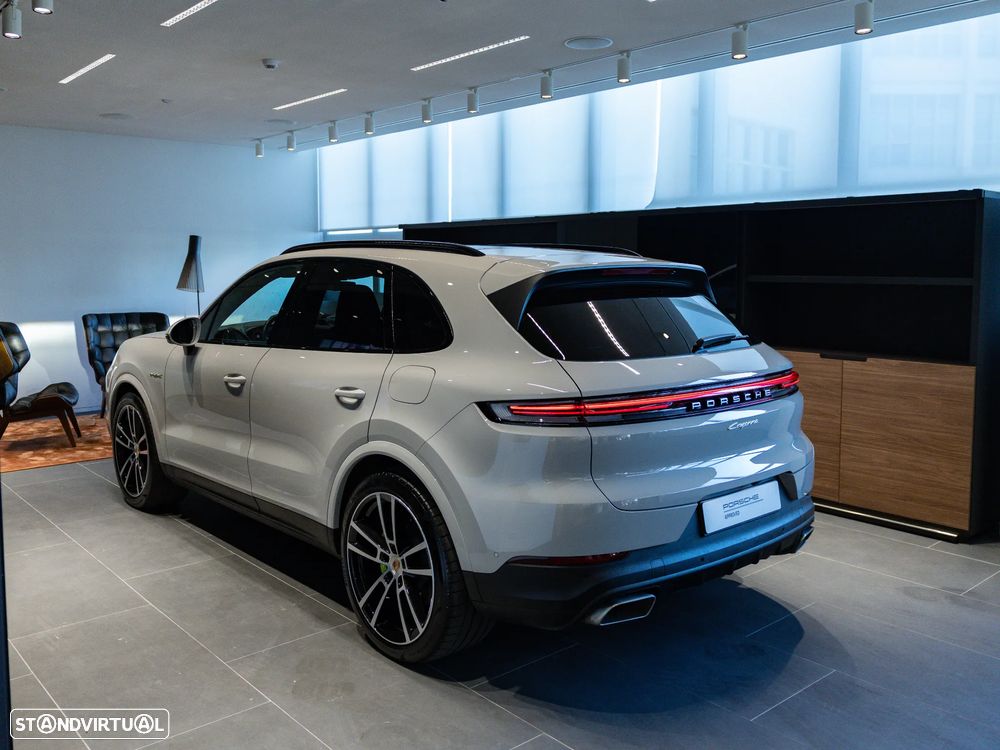 Porsche Cayenne E-Hybrid - 9