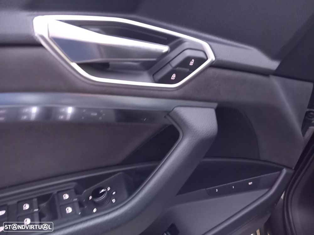 Audi Q8 e-Tron Sportback 50 quattro S line - 11