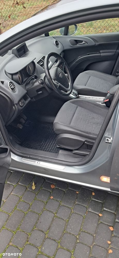 Opel Meriva - 8