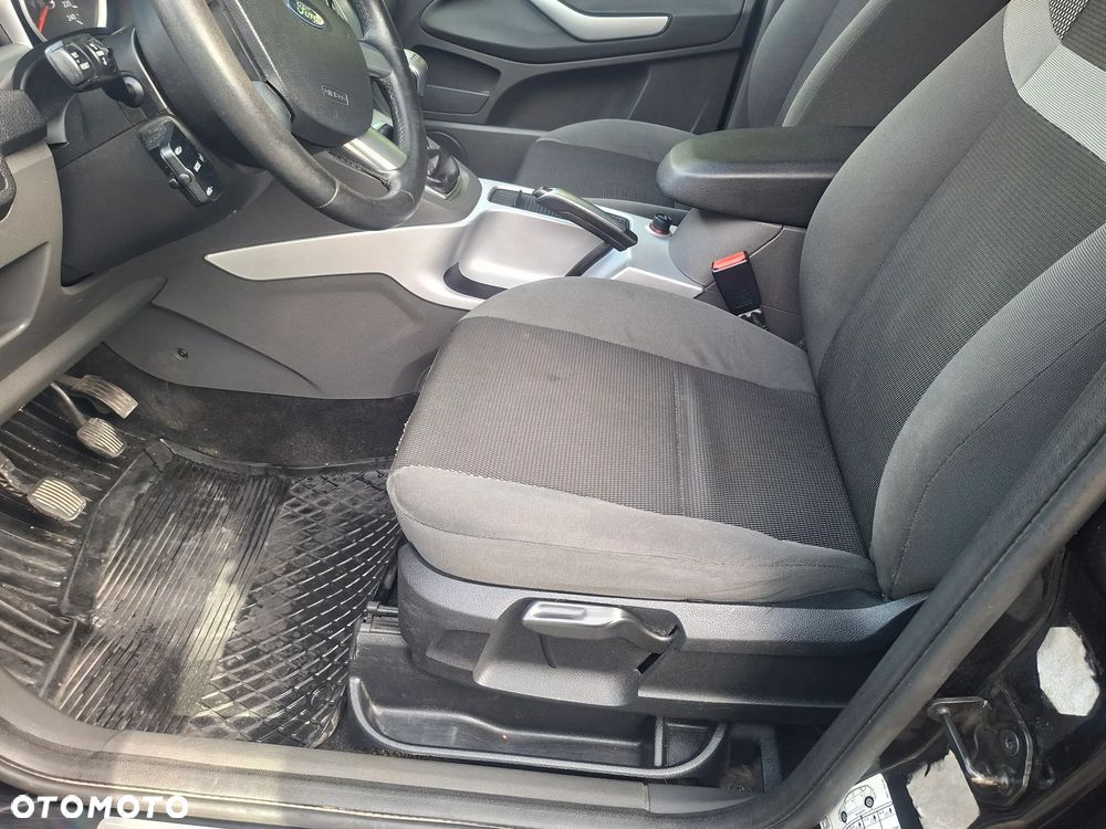 Ford Kuga 2.0 TDCi Individual FWD - 12