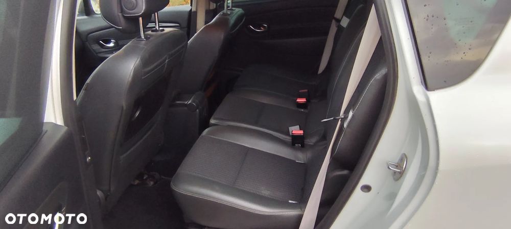 Renault Scenic 1.4 16V TCE Bose Edition - 15