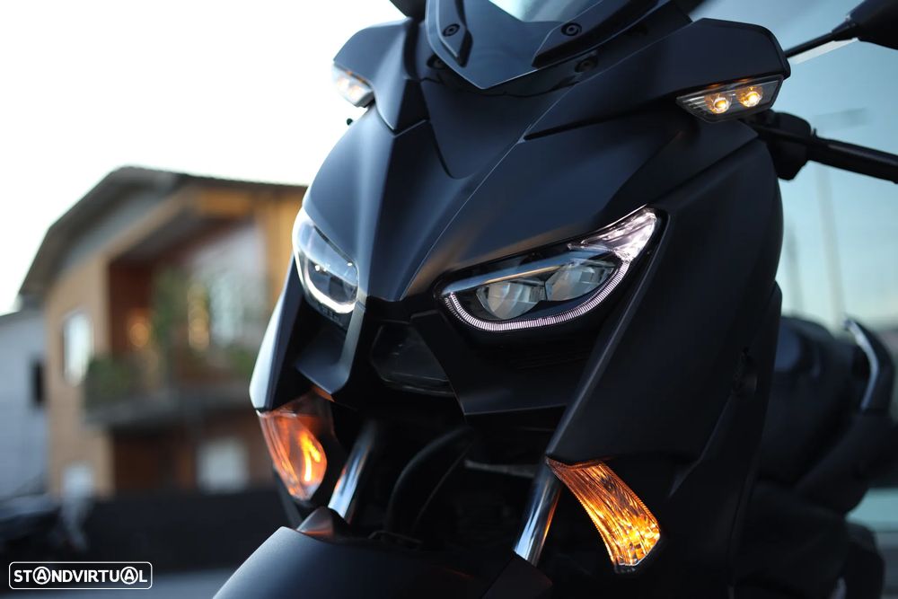Yamaha X-Max 300 ABS e TCS - 4