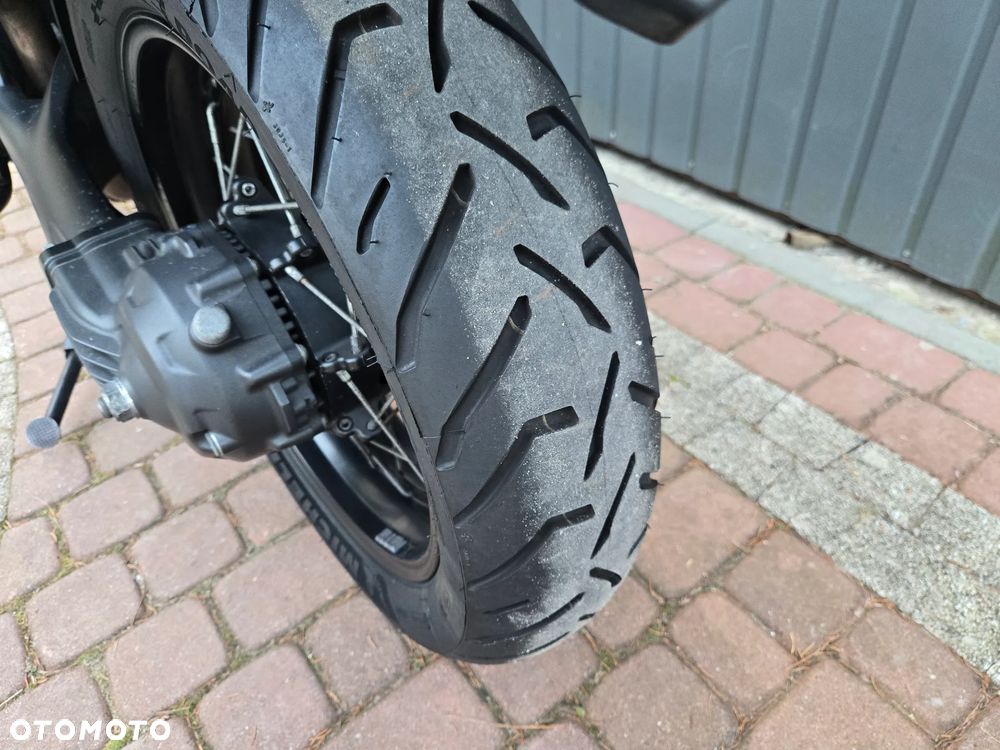 Yamaha Super Tenere - 24