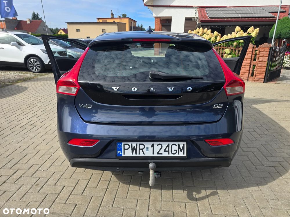 Volvo V40 - 23
