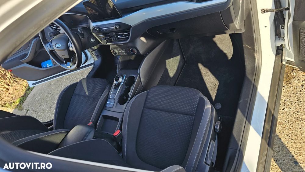 Ford Focus 1.0 EcoBoost Start-Stopp-System Aut. ACTIVE - 8