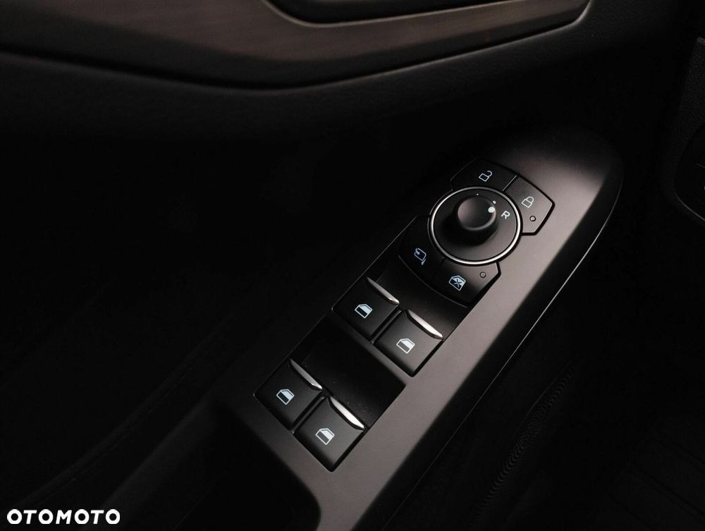 Ford Focus 1.0 EcoBoost mHEV Titanium X - 37