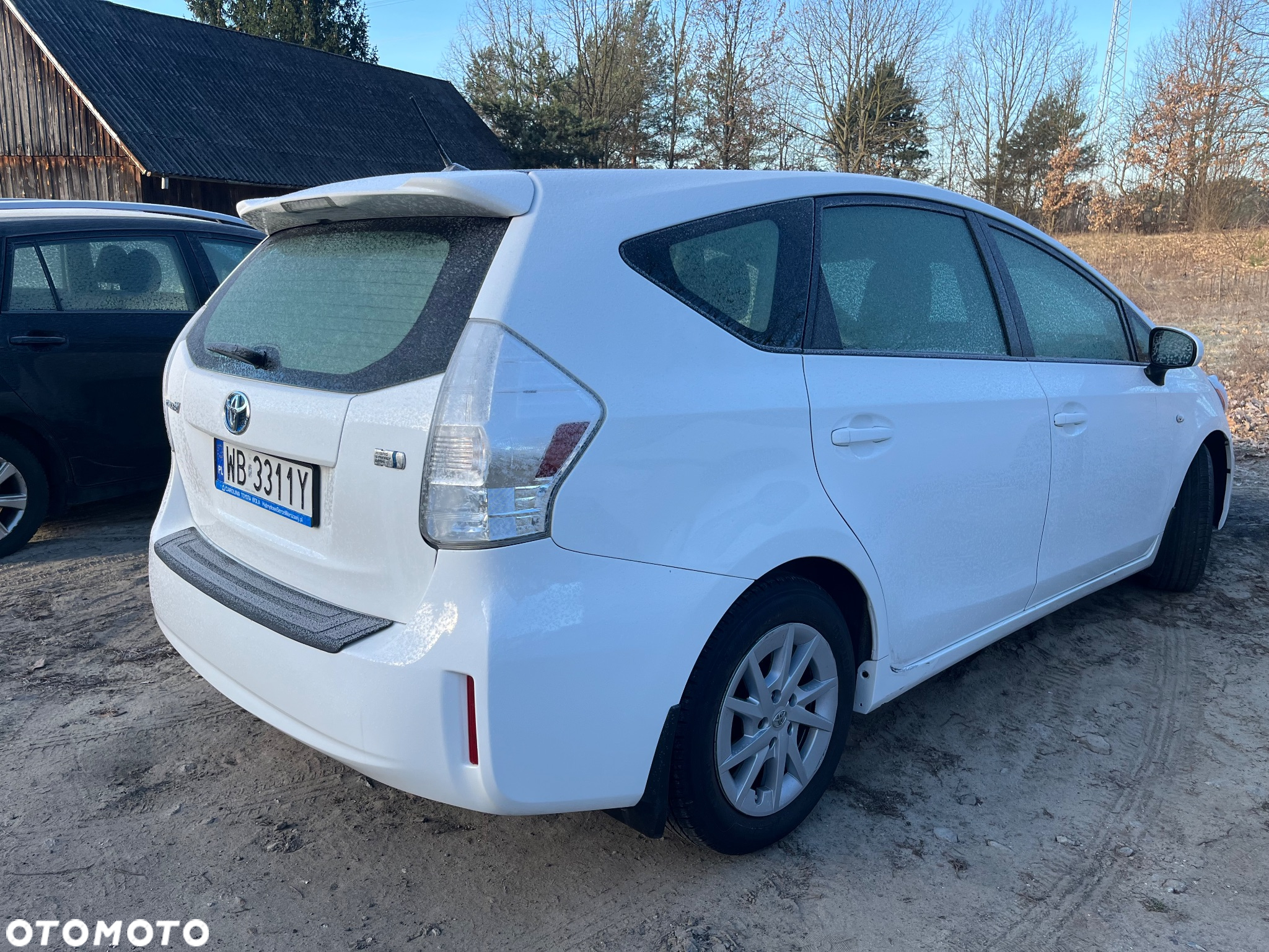 Toyota Prius+ (Hybrid) Comfort - 4