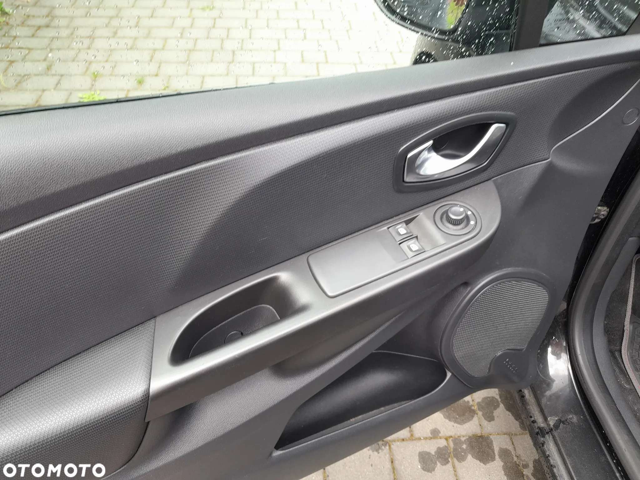 Renault Clio dCi 90 EDC Limited - 12
