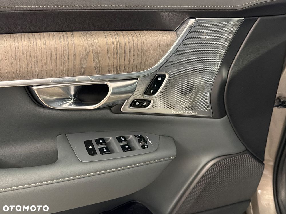 Volvo V90 T6 AWD Plug-In Hybrid Inscription Expression - 3