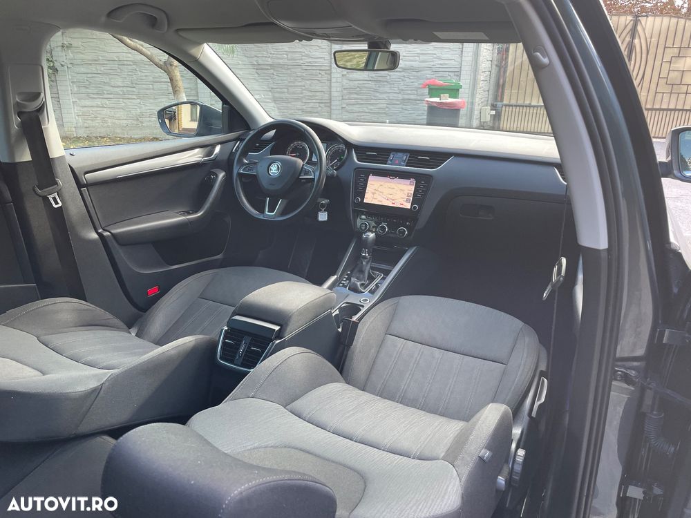 Skoda Octavia - 25