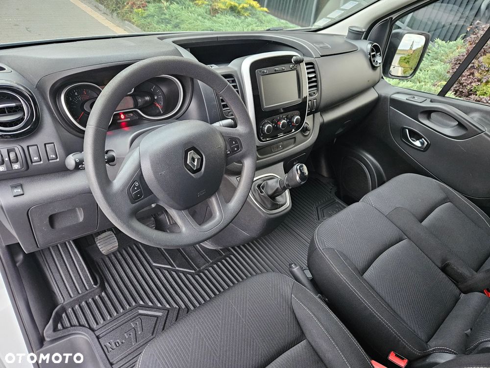 Renault Trafic - 24