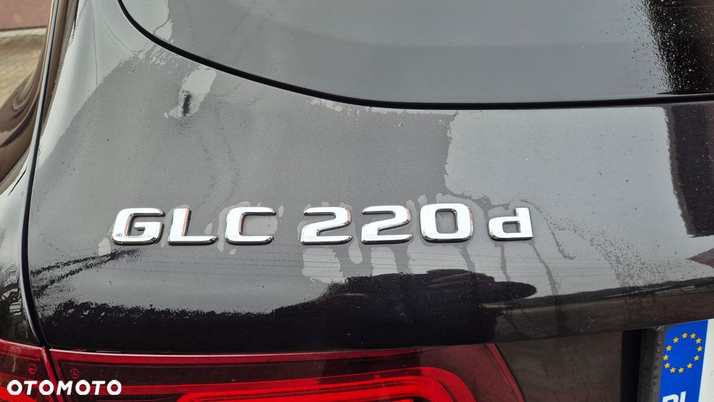 Mercedes-Benz GLC 220 d 4Matic 9G-TRONIC AMG Line Plus - 13