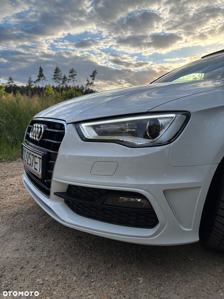 Audi A3 Sportback 1.6 TDI DPF S line Sportpaket - 5