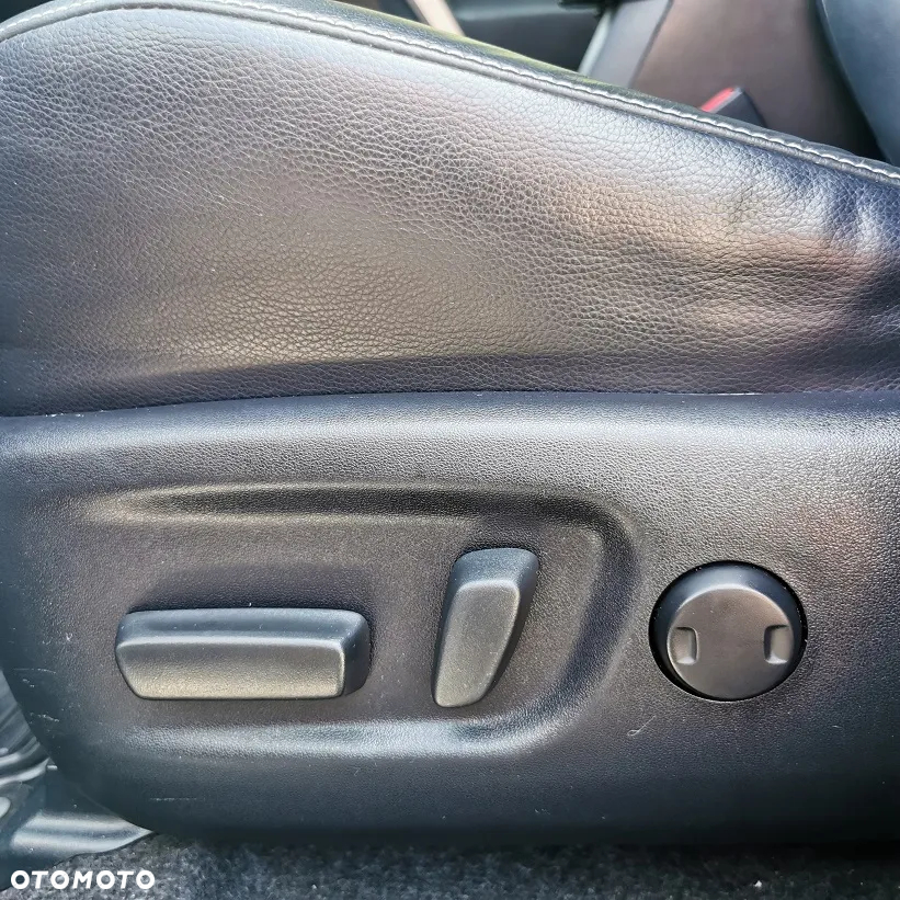 Toyota RAV4 - 21
