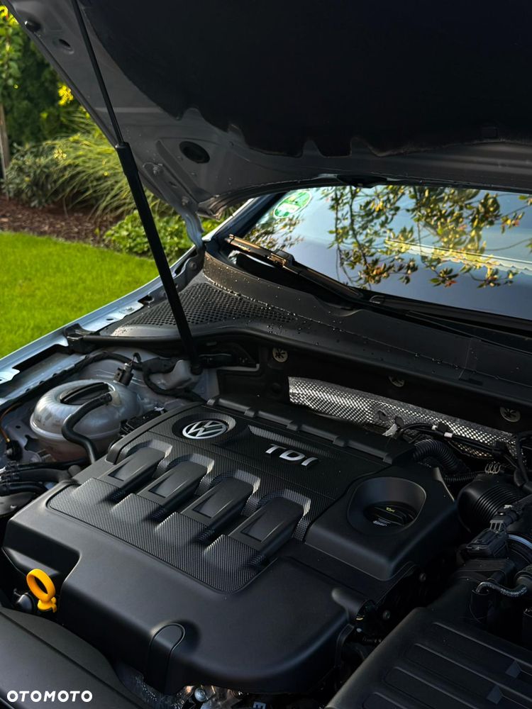 Volkswagen Golf - 4