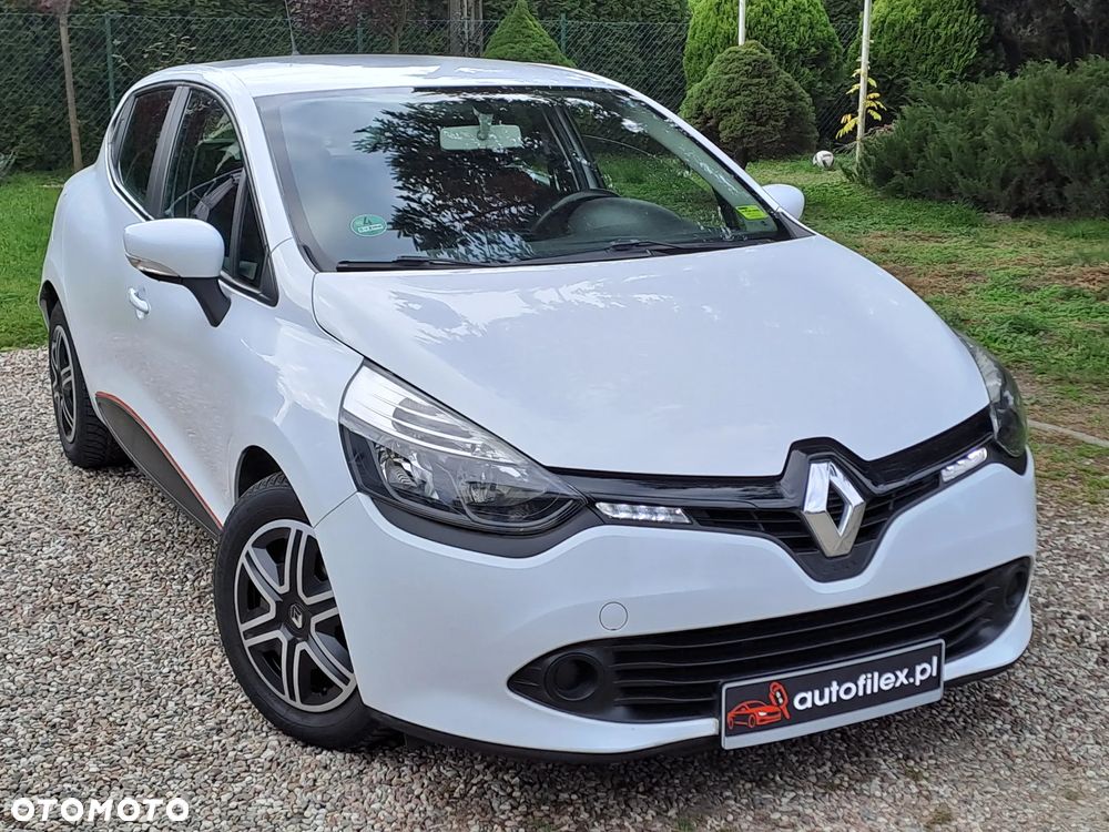 Renault Clio - 19