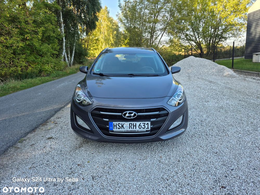 Hyundai i30 blue Kombi 1.6 CRDi DCT Style - 3