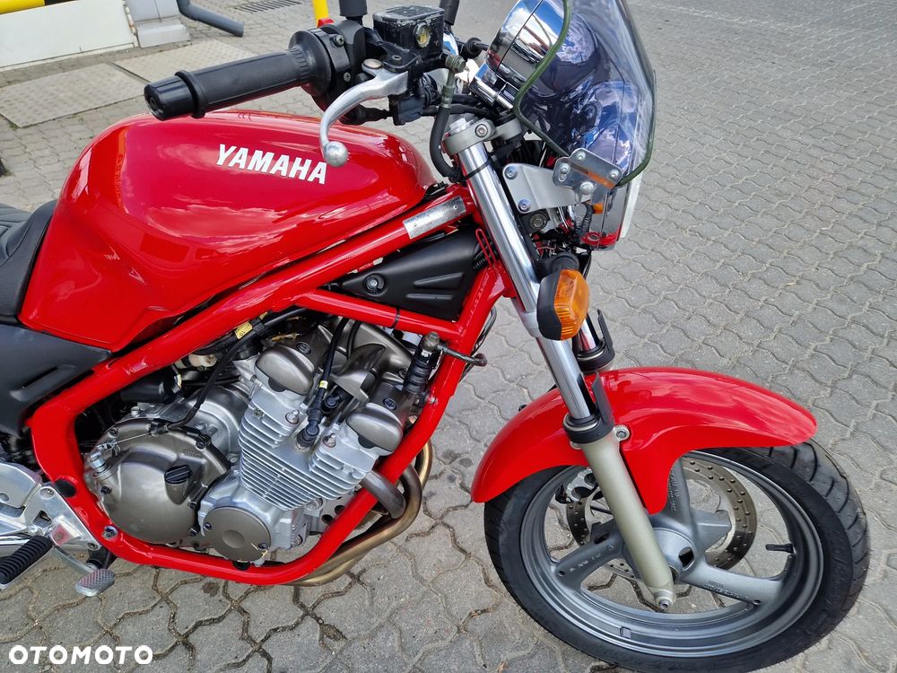 Yamaha XJ - 12
