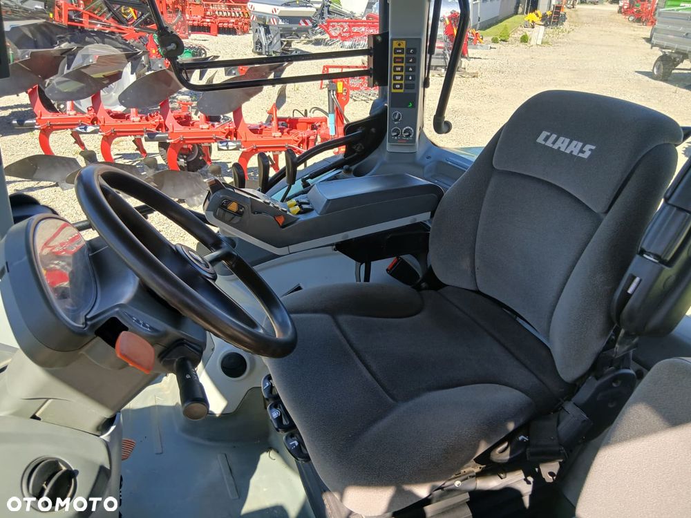 Claas Arion - 8