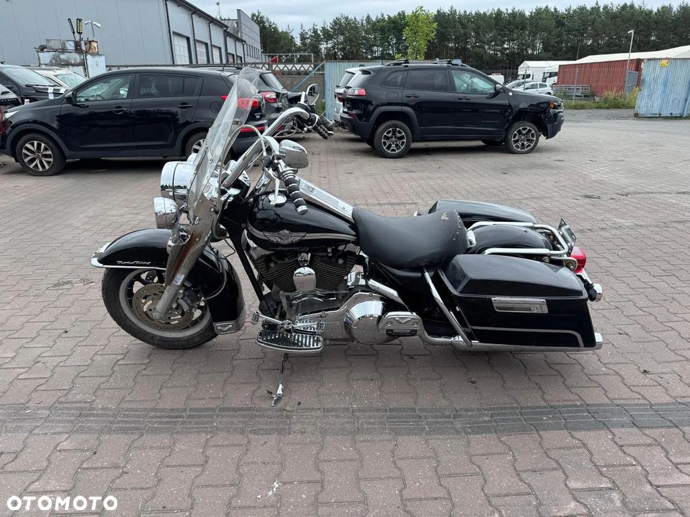Harley-Davidson Touring Road King - 2