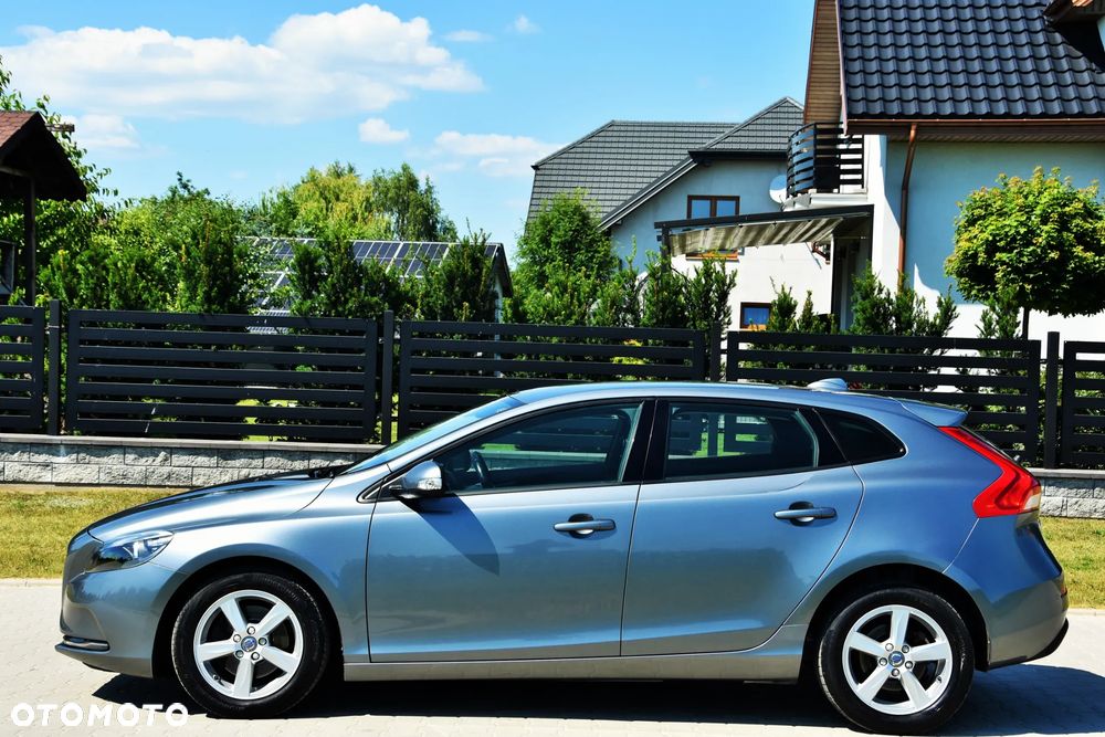 Volvo V40 D2 Momentum - 6