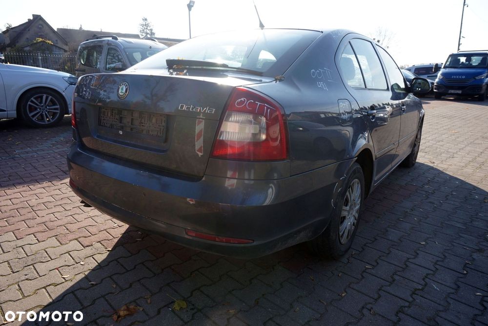 SKODA OCTAVIA II 1Z3 LIFT LB LIFTBACK 2009 LF8J 9153 1.9 TDI BXE 105KM JCR SZARY na części - 5