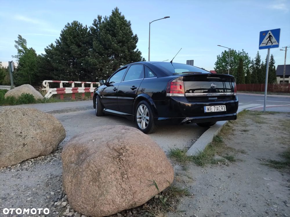 Opel Vectra 1.9 CDTI Sport / GTS - 10