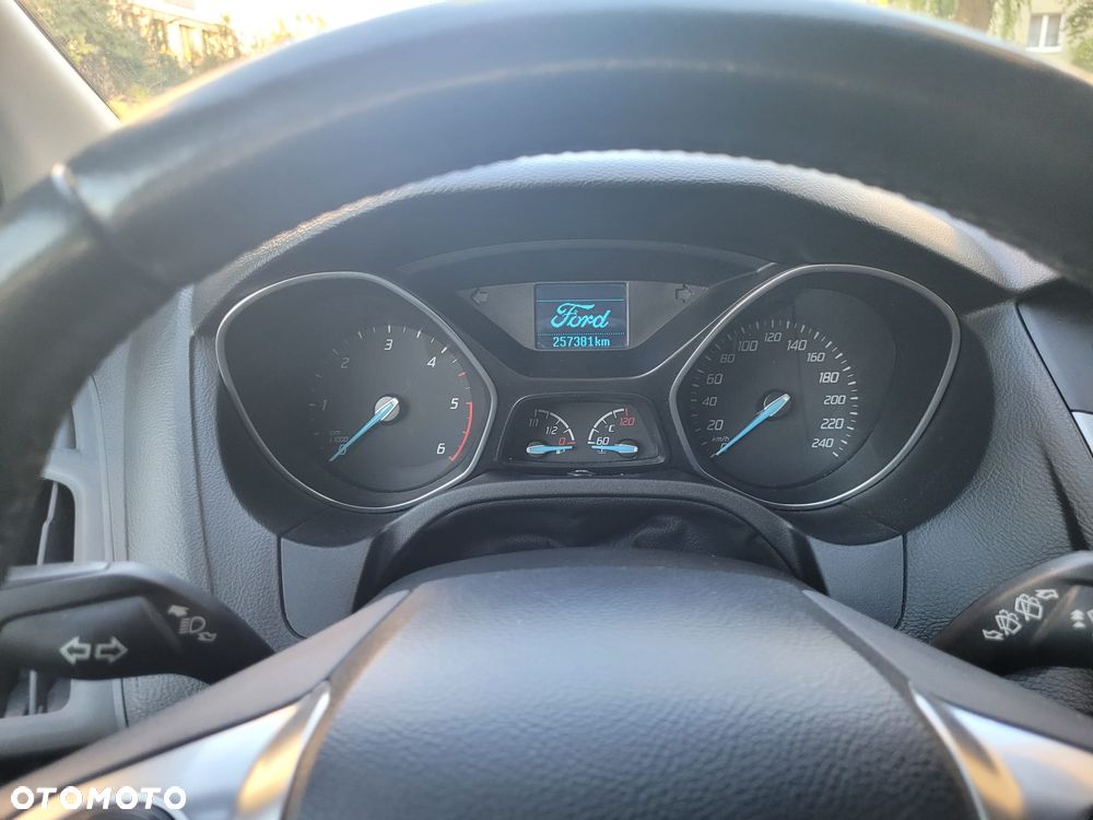 Ford Focus 1.6 TDCi Trend - 16