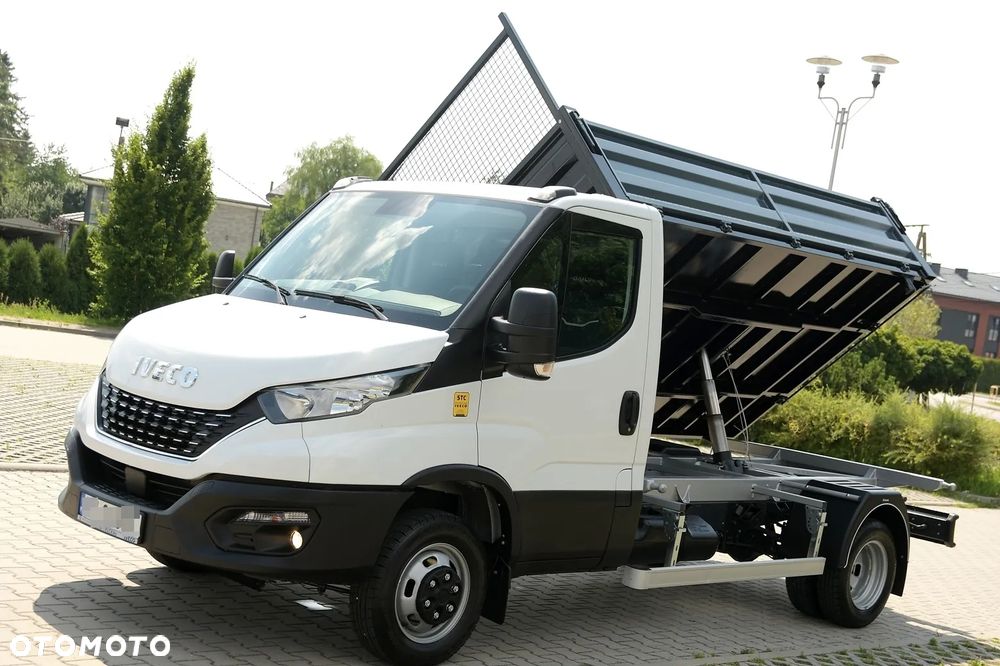 Iveco DAILY/50C18/DMC 3500/TYLKO 47 tyś km PRZEBIEGU!/WYWROTKA 3 STRONNA SKIBICKI 360x210 cm/ 3.0 HPI 180 KM/ SALON POLSKA/ PIERWSZY WŁAŚCICIEL/BEZWYPADKOWY - 10