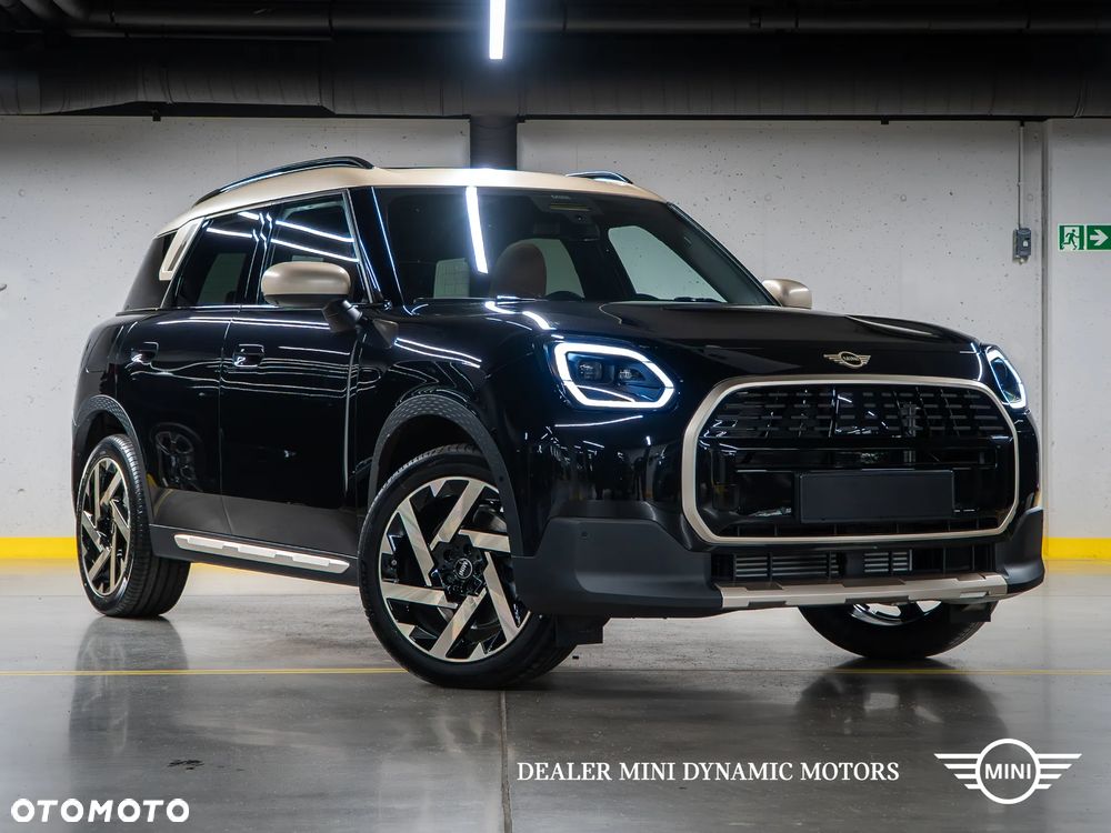 MINI Countryman C Favoured Trim - 4
