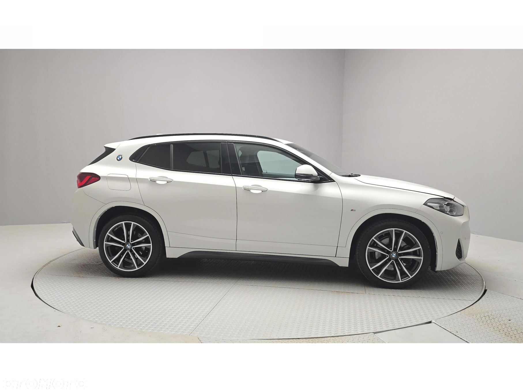 BMW X2 - 6