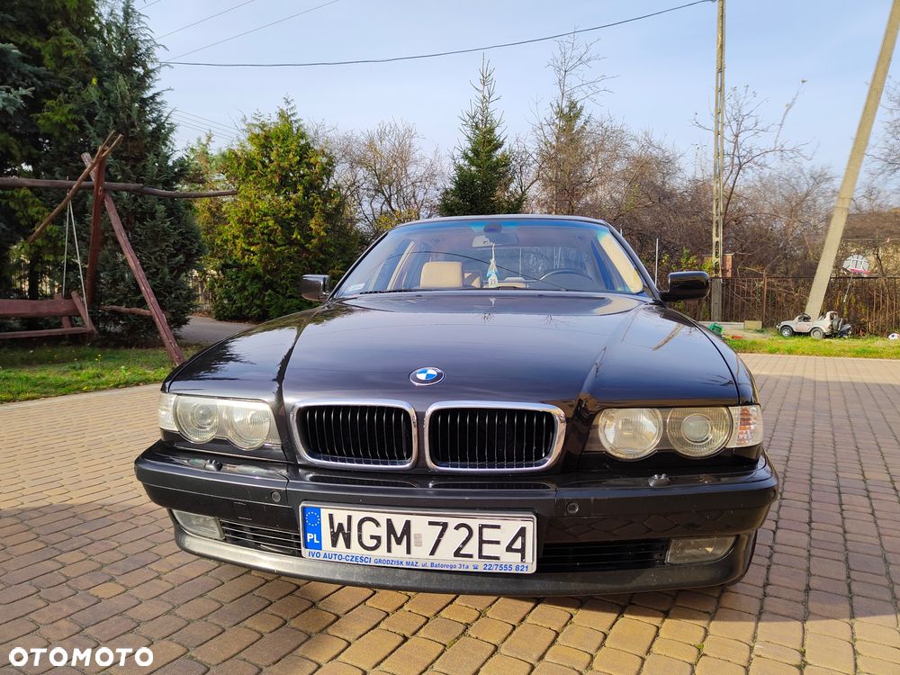 BMW Seria 7 740d - 2
