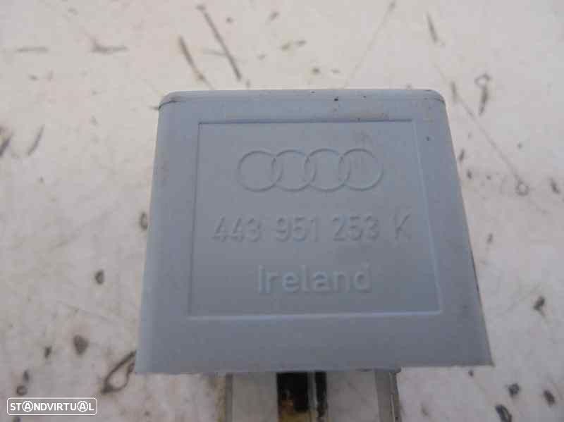 RELÉ AUDI A4 1999 - 2