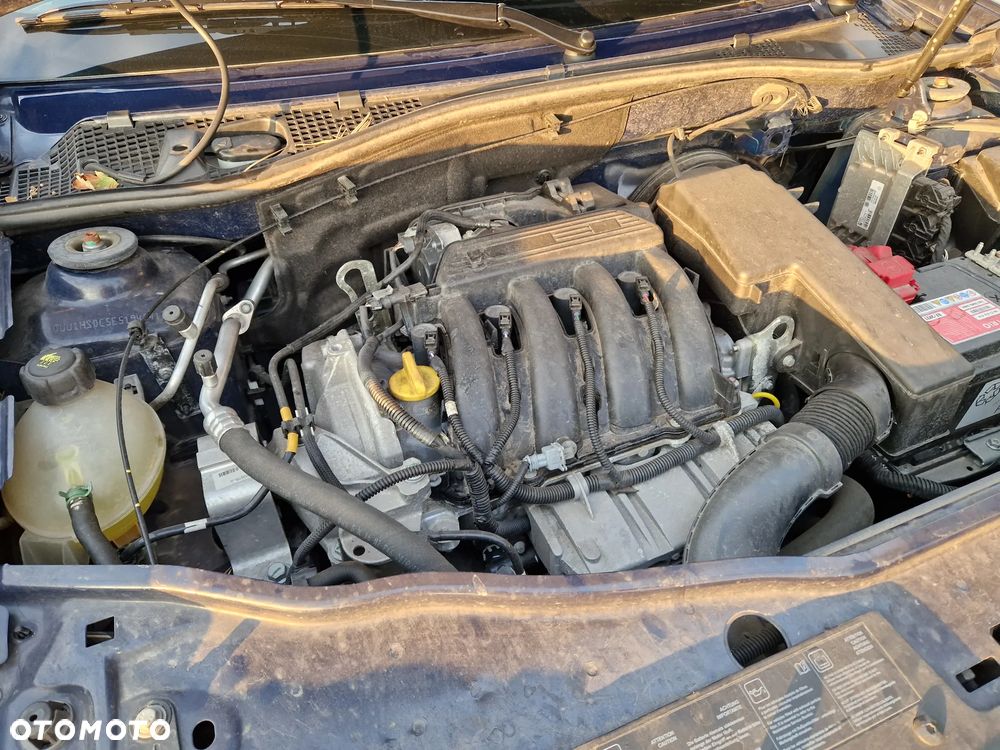 Dacia Duster 1.6 Laureate - 15