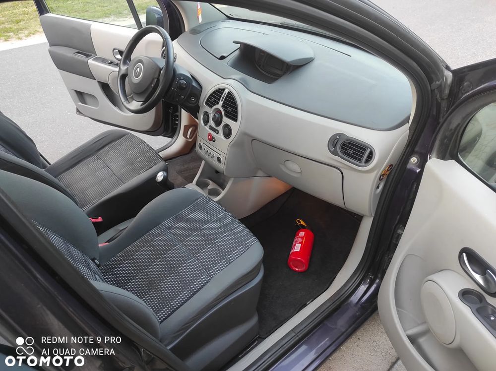 Renault Modus - 11