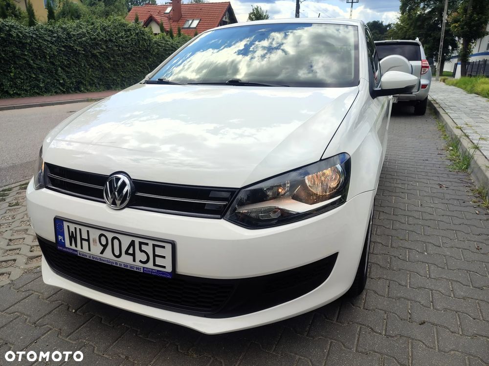 Volkswagen Polo - 2