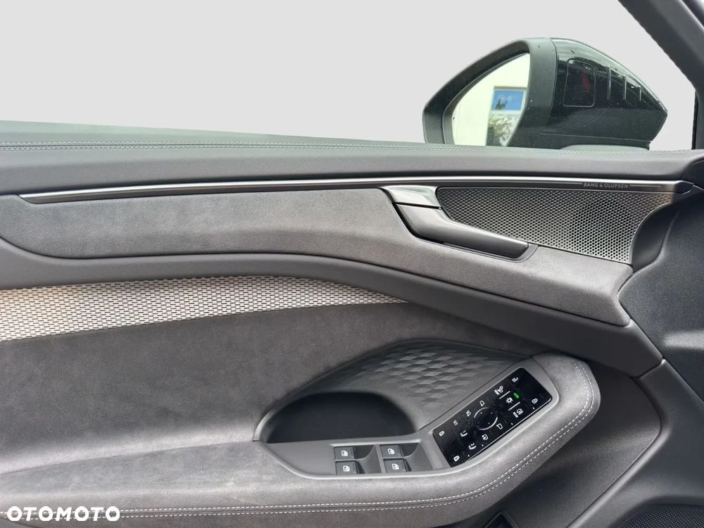 Audi A6 - 13