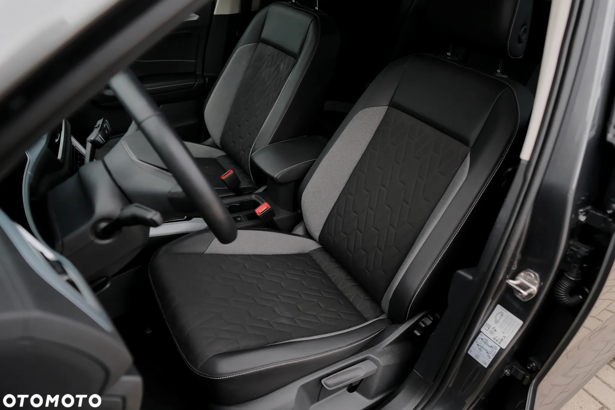 Volkswagen T-Roc 1.0 TSI OPF GOAL - 15