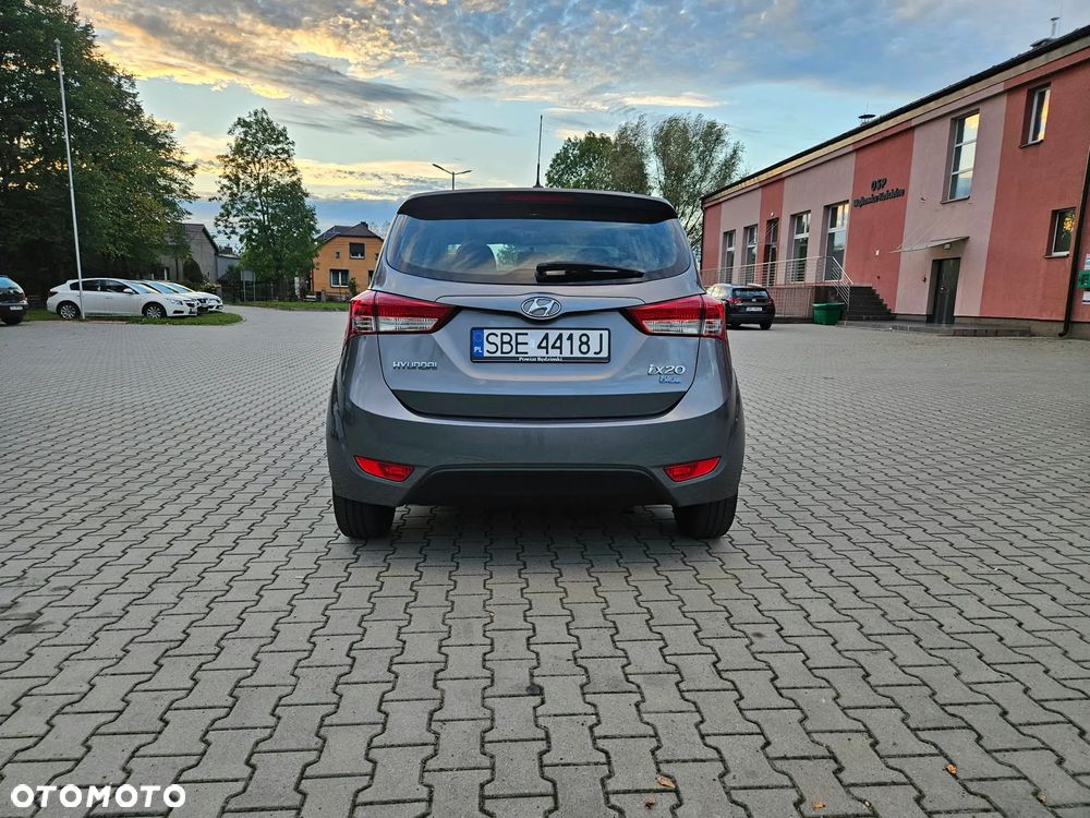 Hyundai ix20 1.4 BlueDrive Classic - 8