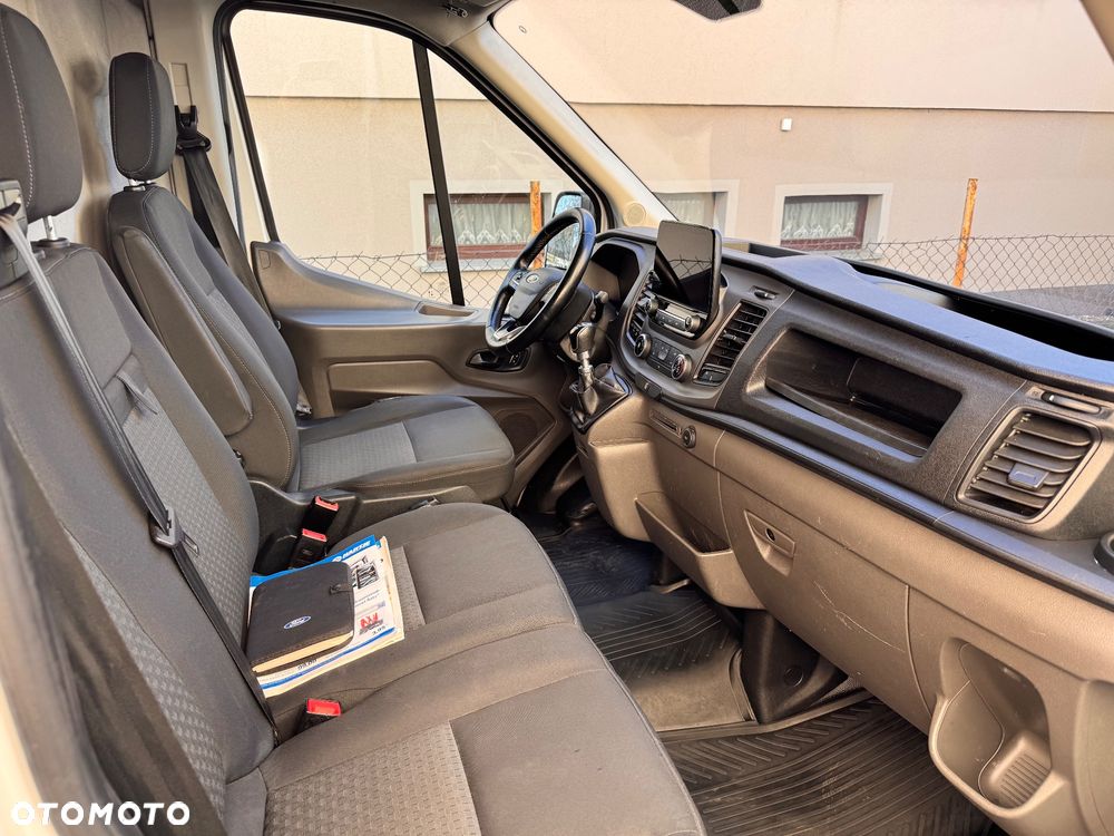 Ford Transit - 10