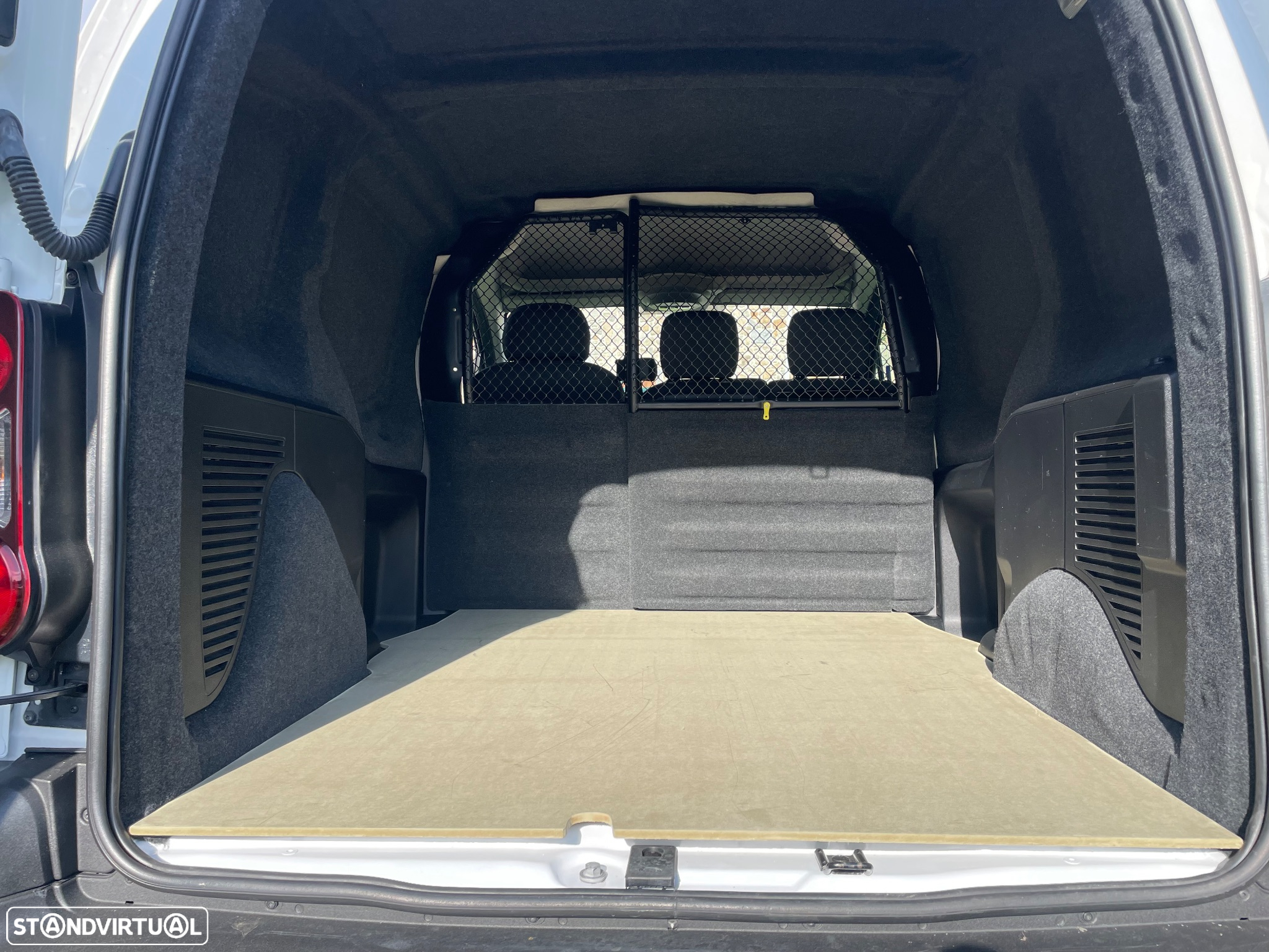 Citroën Berlingo 1.6 HDI 3 Lugares - 3
